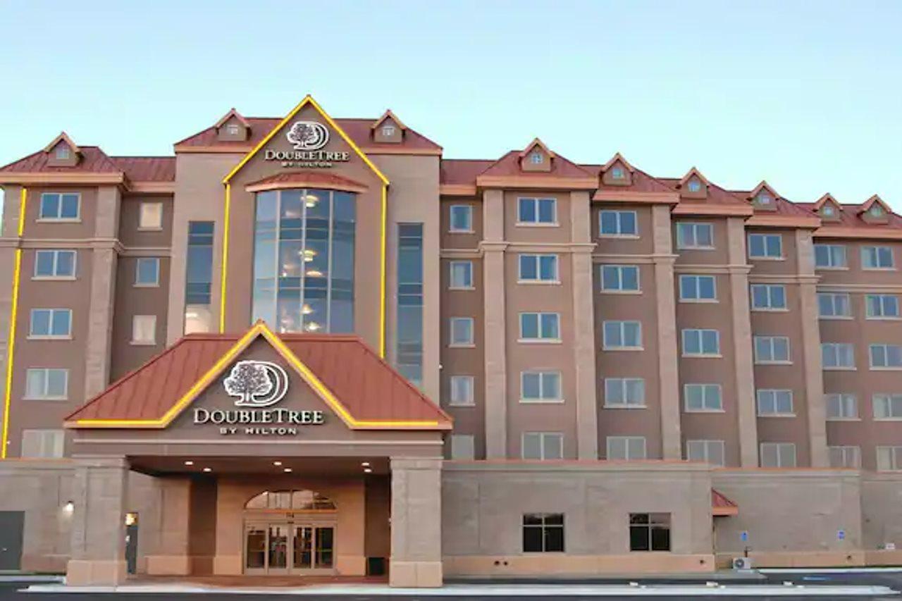 Doubletree By Hilton Bemidji Hotel Bagian luar foto