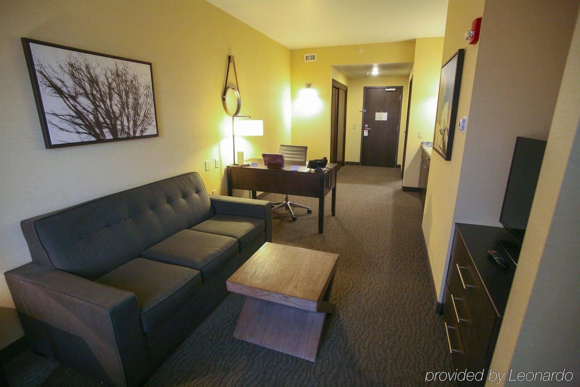 Doubletree By Hilton Bemidji Hotel Bagian luar foto
