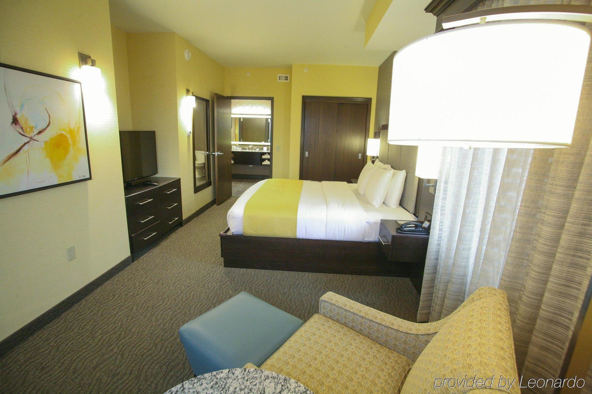 Doubletree By Hilton Bemidji Hotel Bagian luar foto